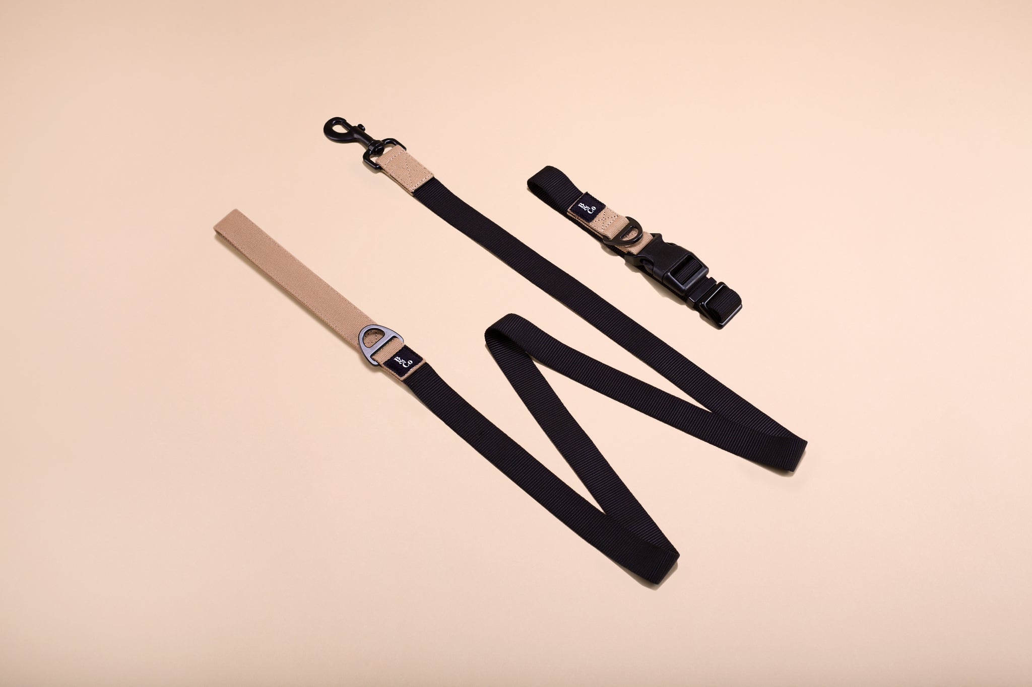 Streetstyle Collar in Biscotti & Black